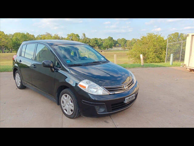 2012 NISSAN Versa