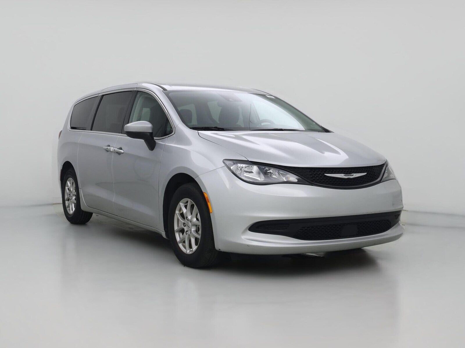 2023 CHRYSLER Voyager