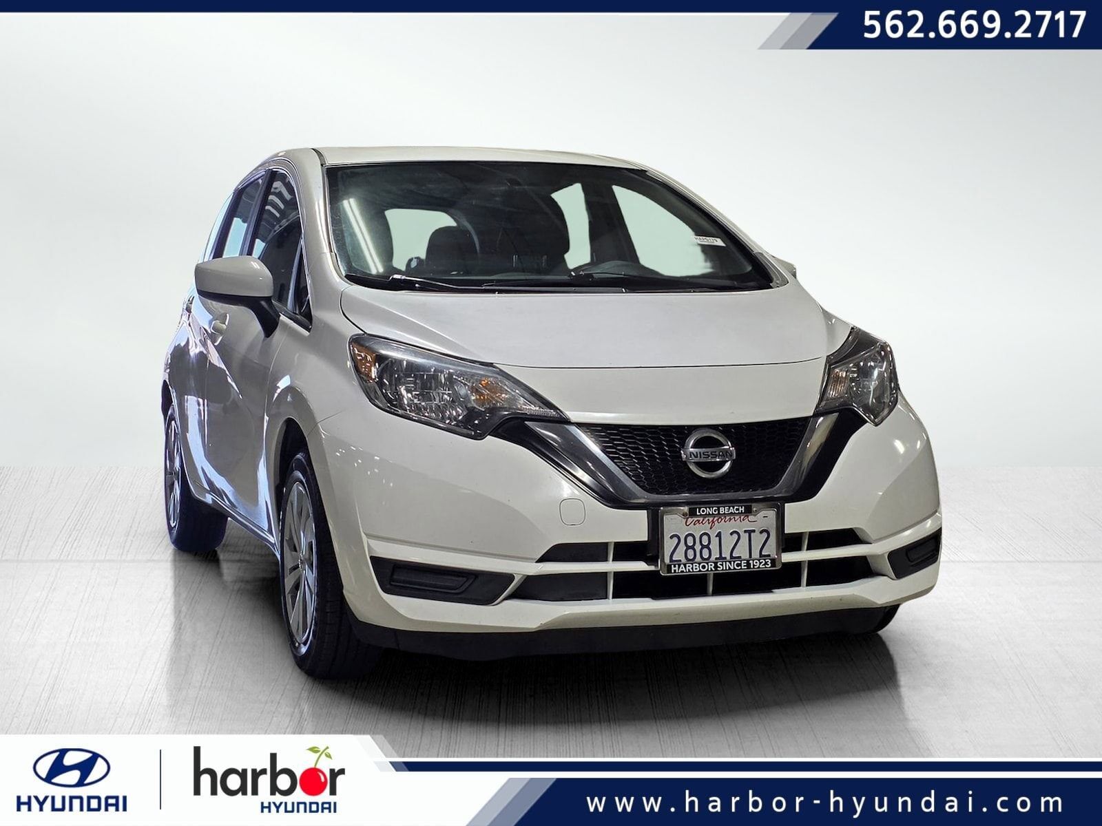 2019 NISSAN Versa