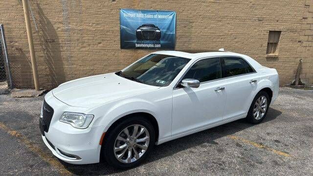 2017 CHRYSLER 300