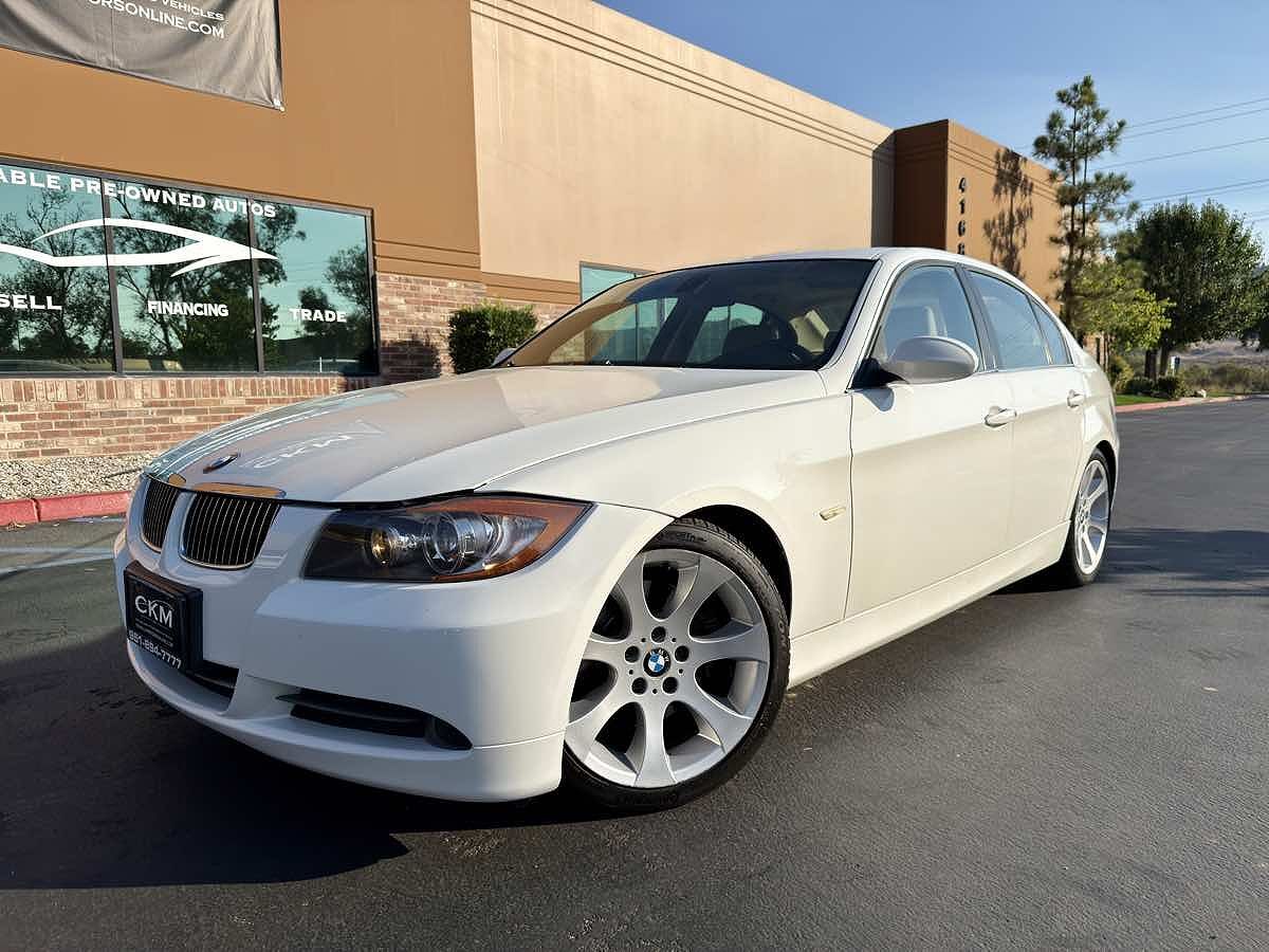 BMW 330i