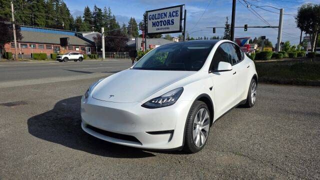2021 TESLA Model Y