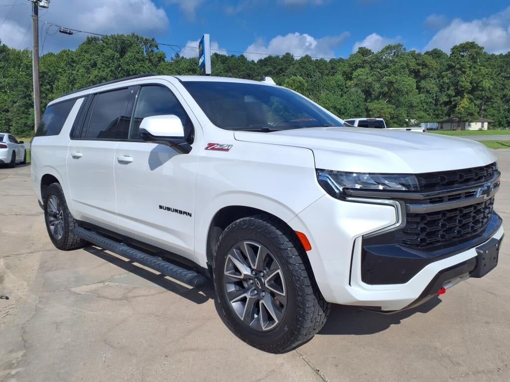 2022 CHEVROLET Suburban