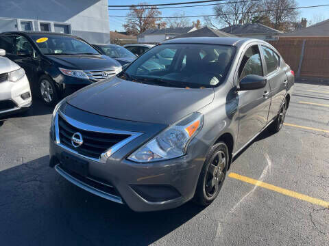 2016 NISSAN Versa