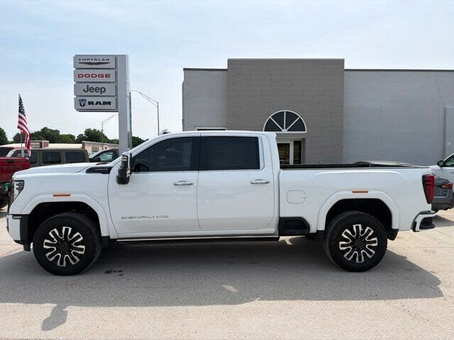 2025 GMC Sierra HD