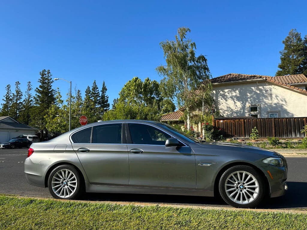 2011 BMW 5 Series