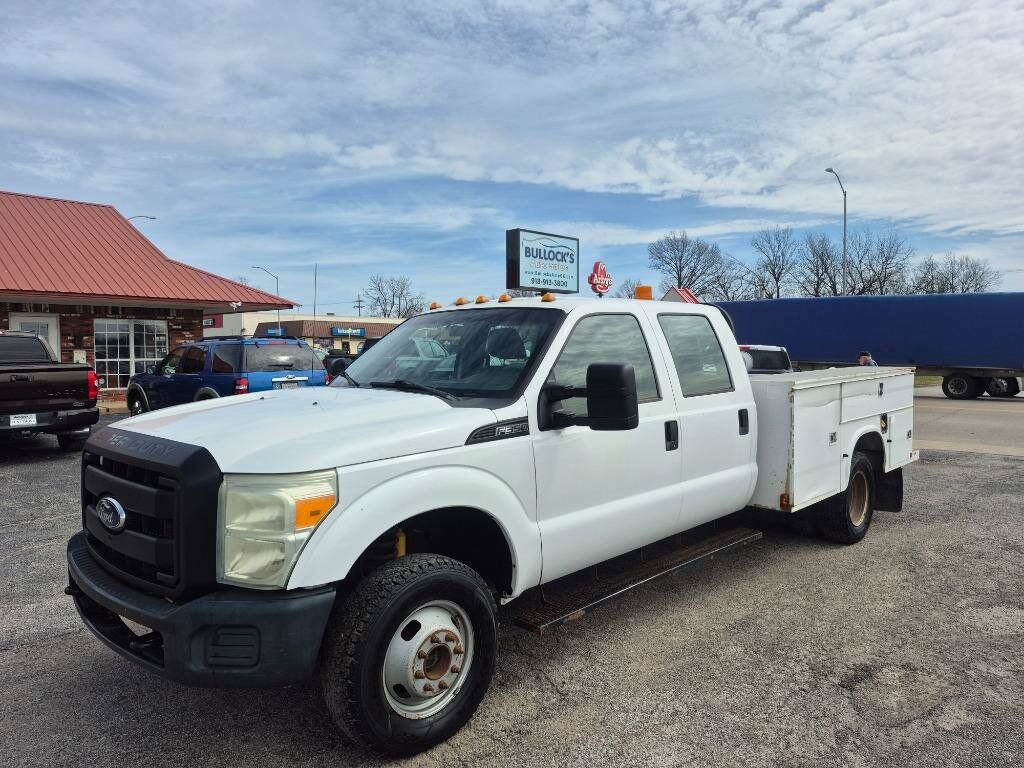 2011 FORD F-350
