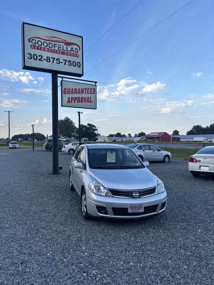 2011 NISSAN Versa