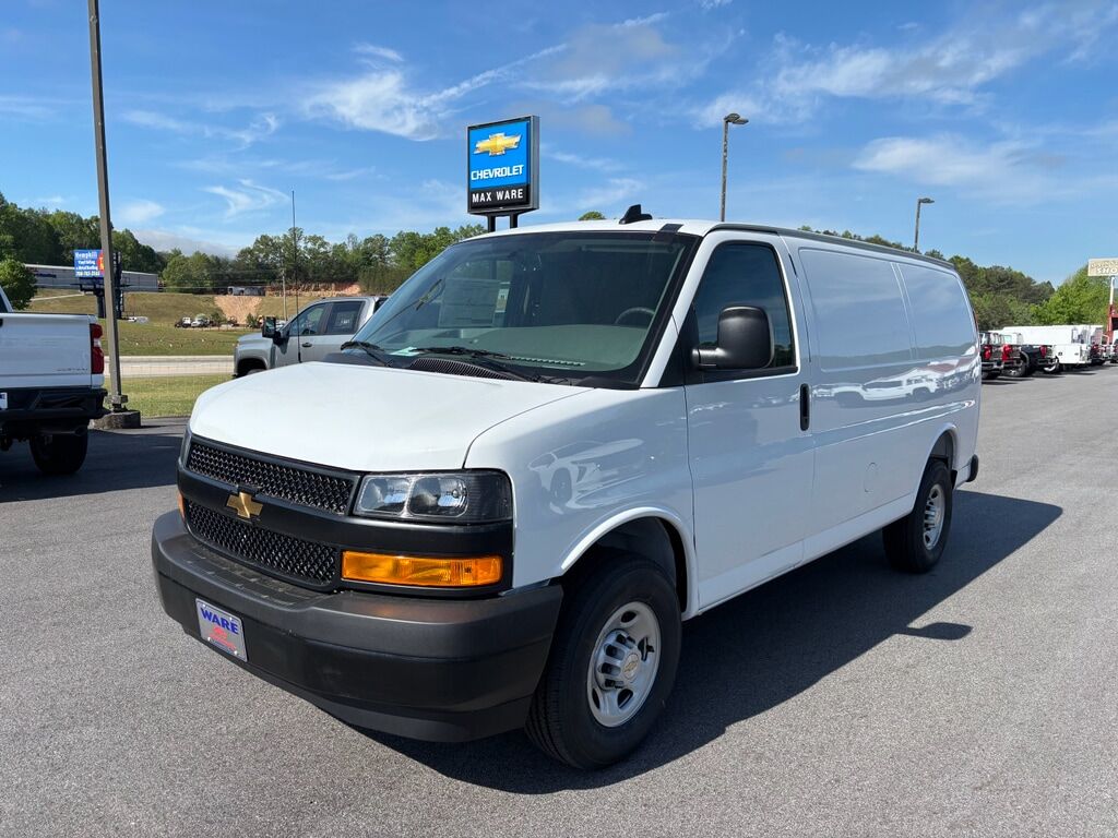 2026 CHEVROLET Express