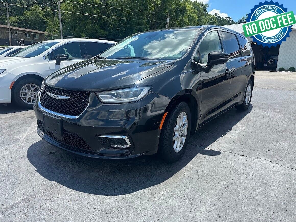 2023 CHRYSLER Pacifica
