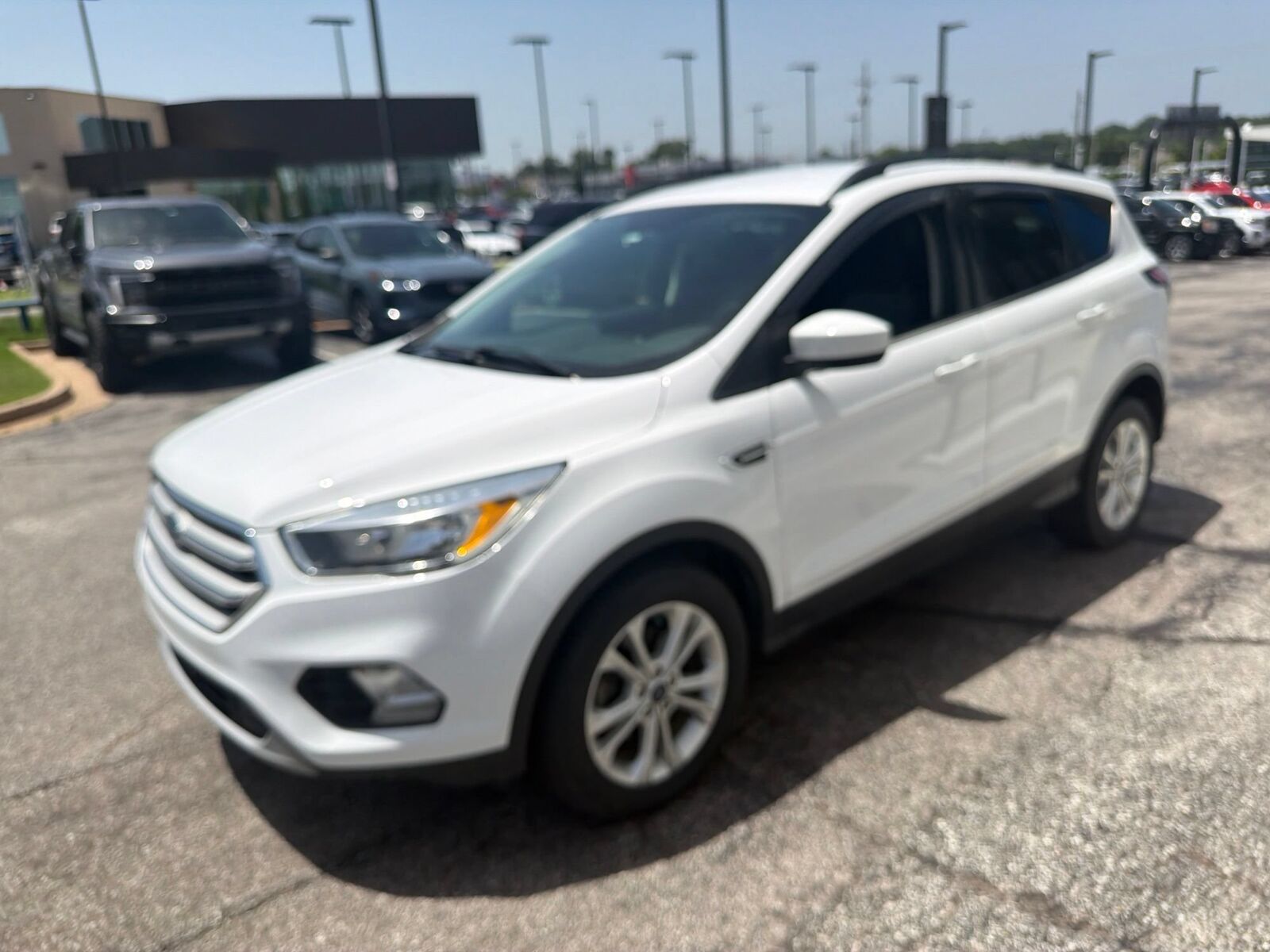 2018 FORD Escape