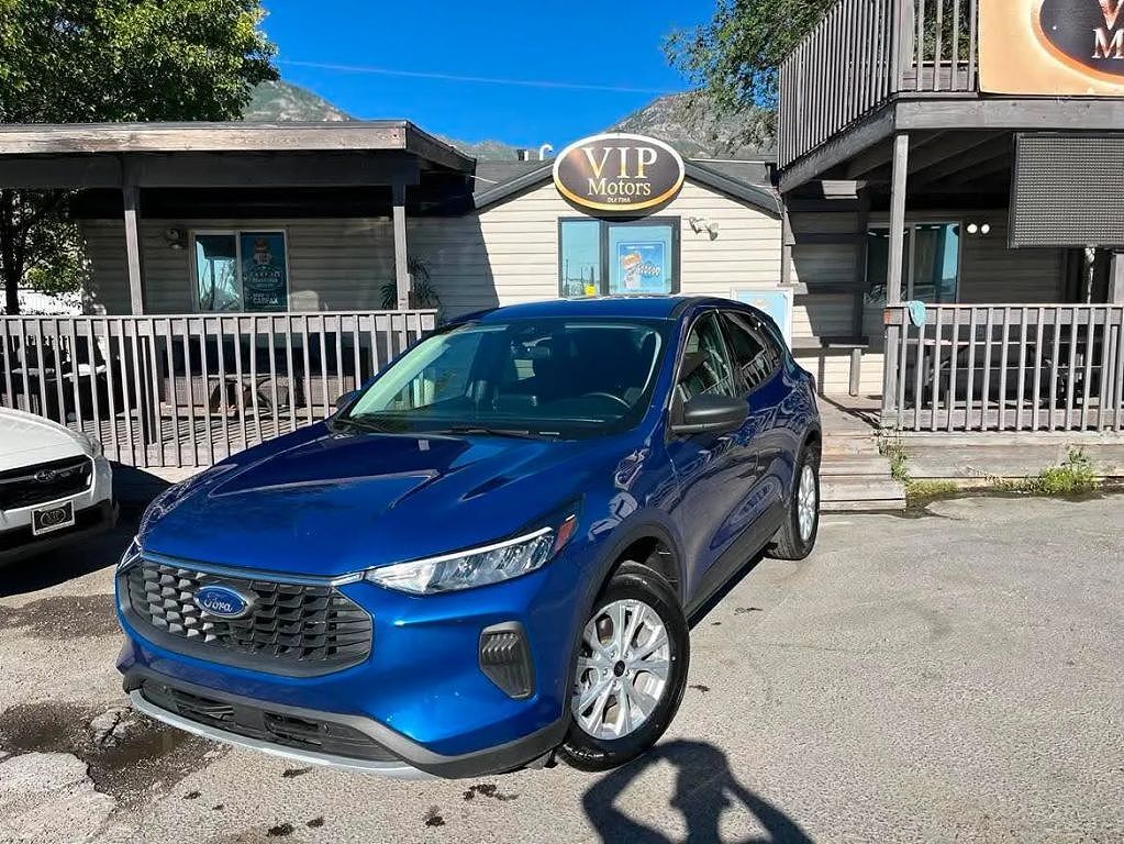2023 FORD Escape