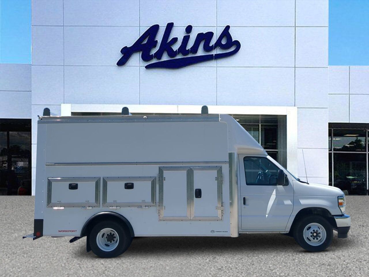 2026 FORD E-350