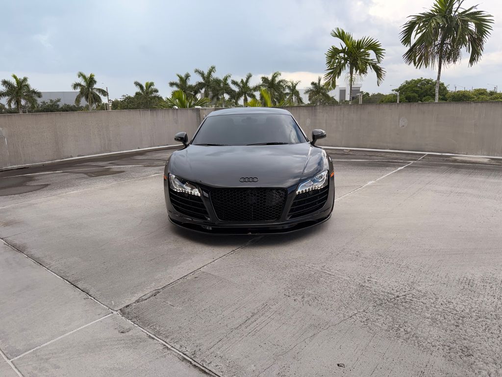 2009 AUDI R8
