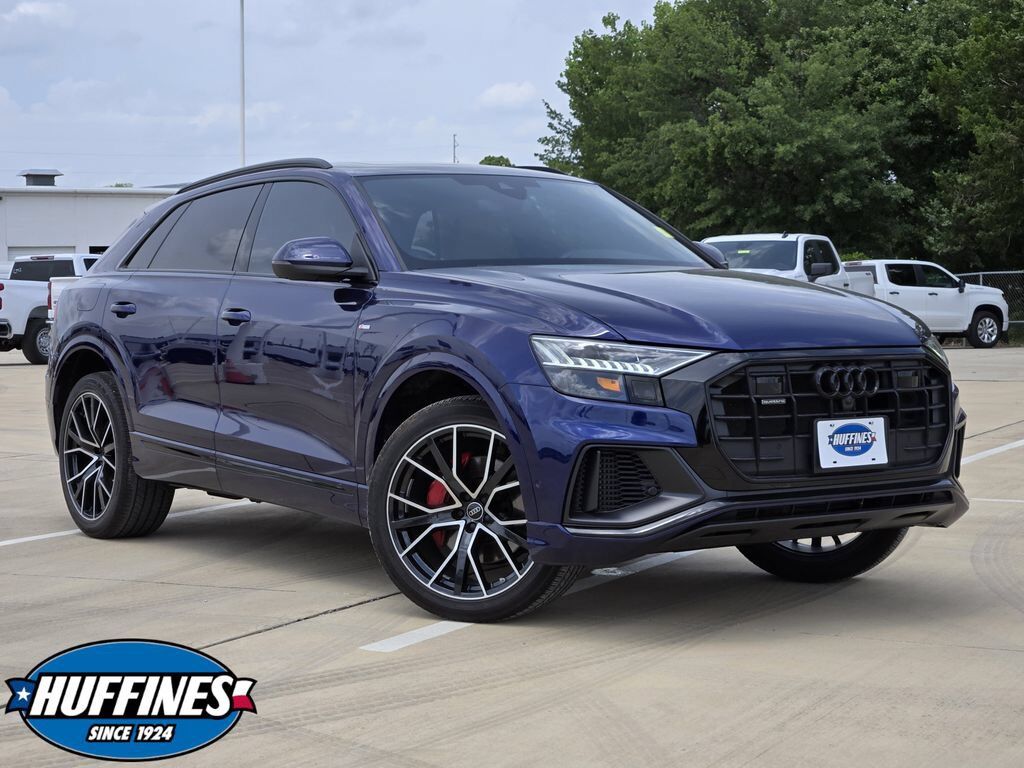 2023 AUDI Q8