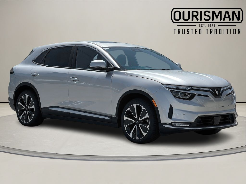 2025 VINFAST VF 8