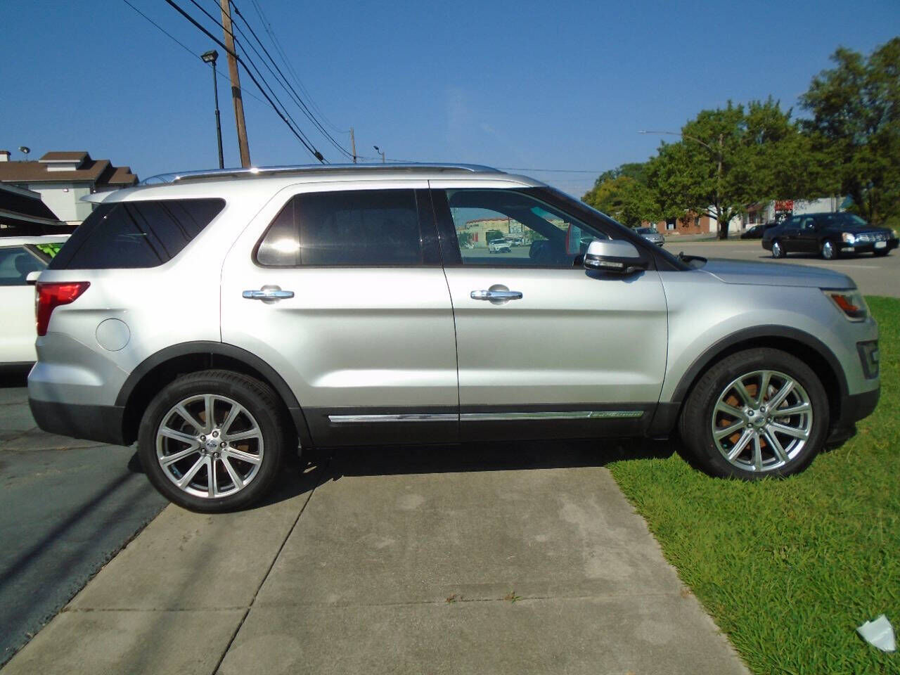 2016 FORD Explorer