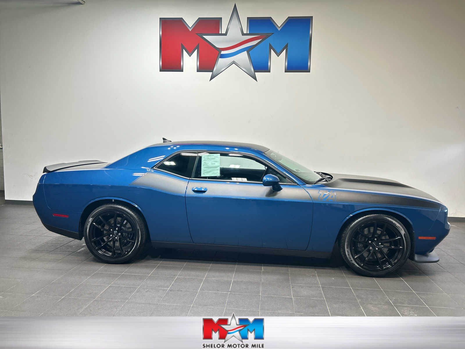2022 DODGE Challenger