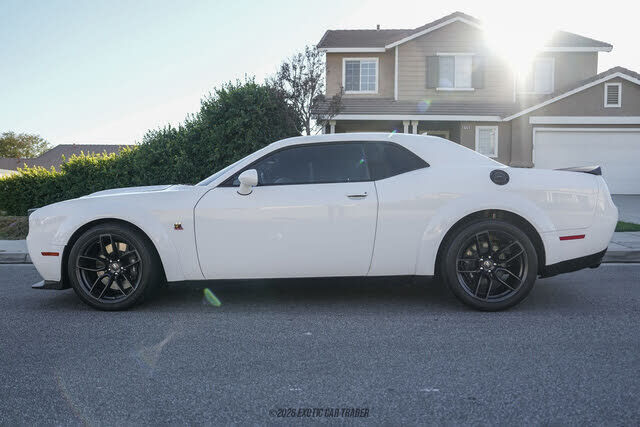2019 DODGE Challenger