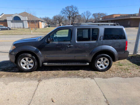 2011 NISSAN Pathfinder