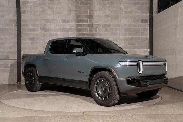 2026 RIVIAN R1T