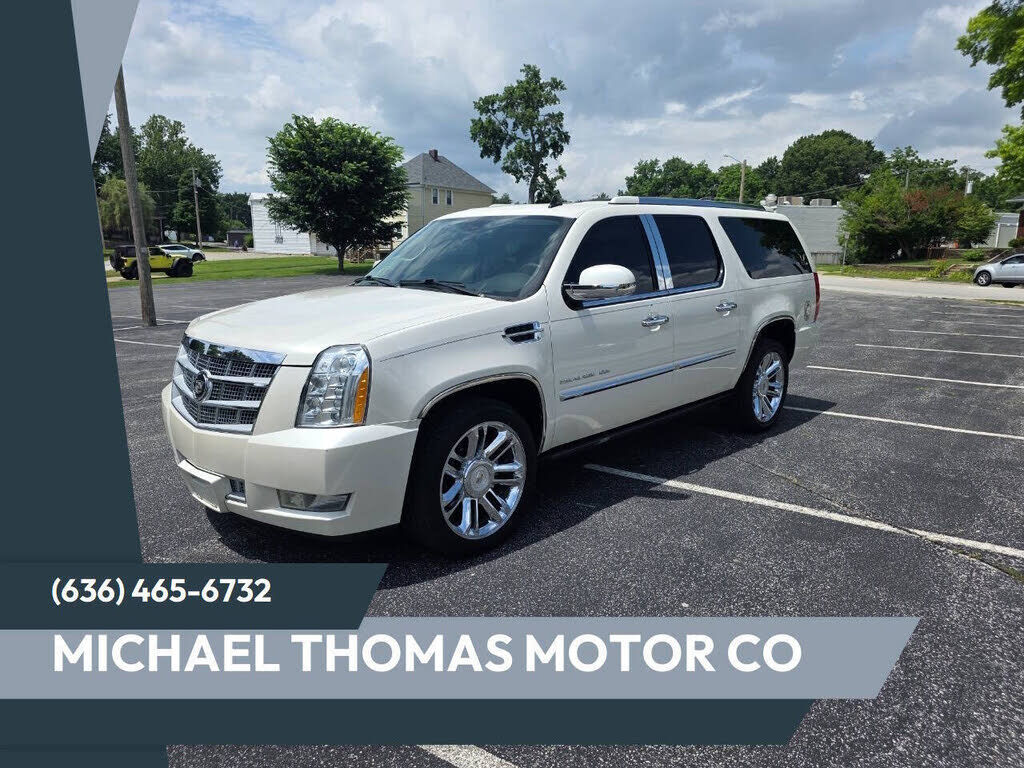 2010 CADILLAC Escalade