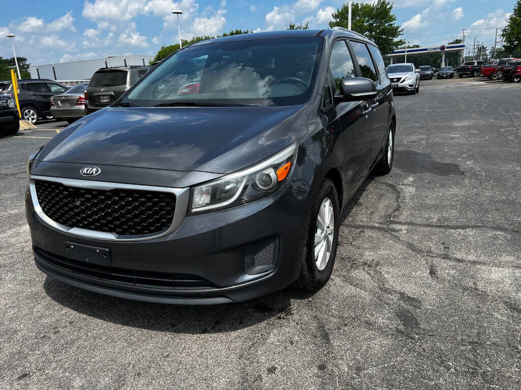 2016 KIA Sedona