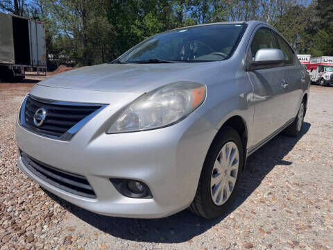 2012 NISSAN Versa