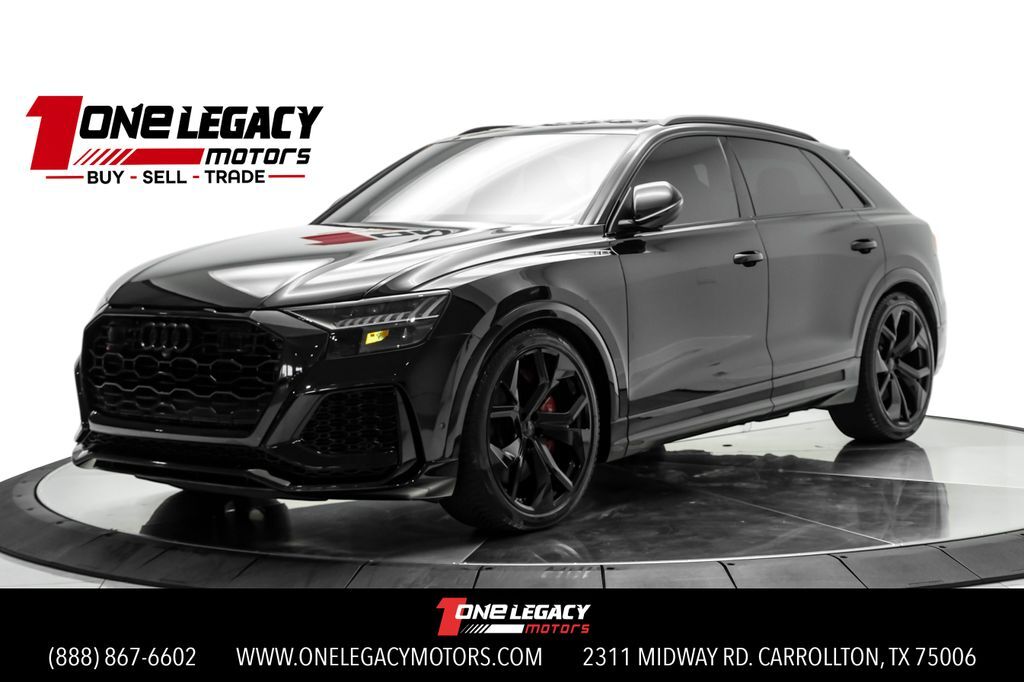 2023 AUDI RS Q8