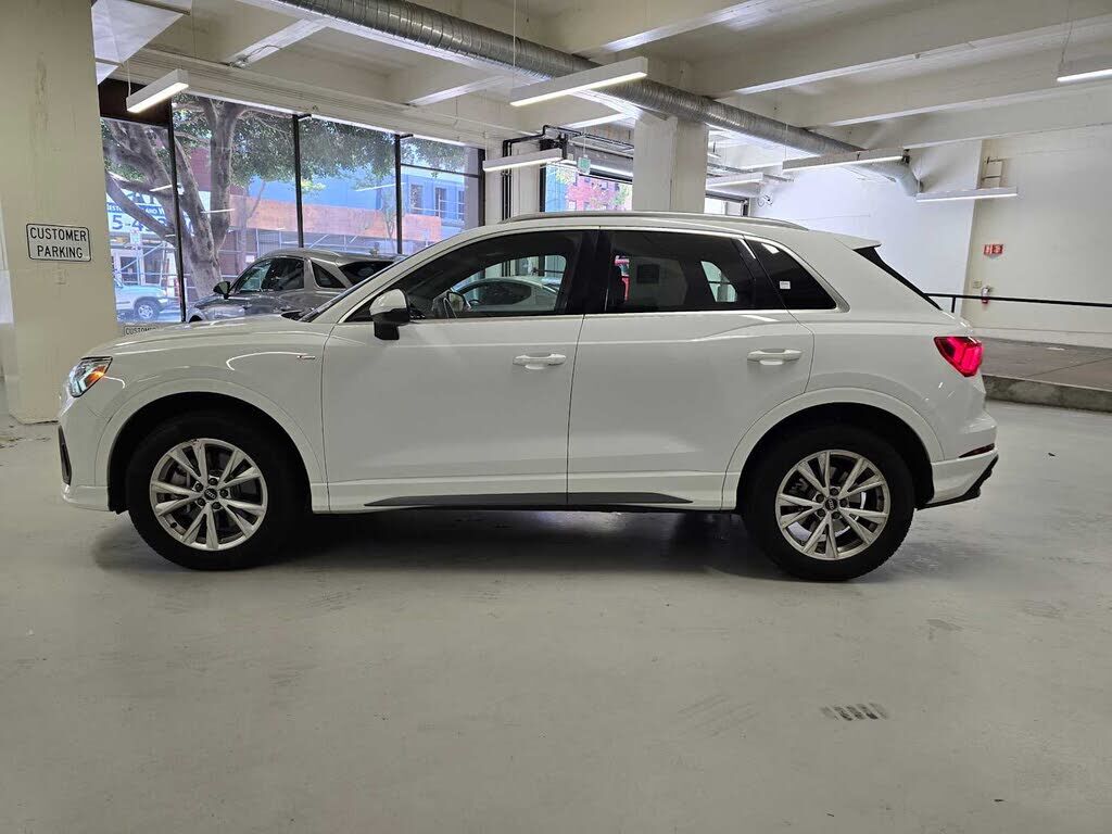 2025 Audi Q3