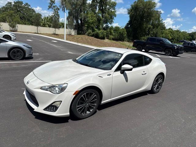 2013 TOYOTA Scion