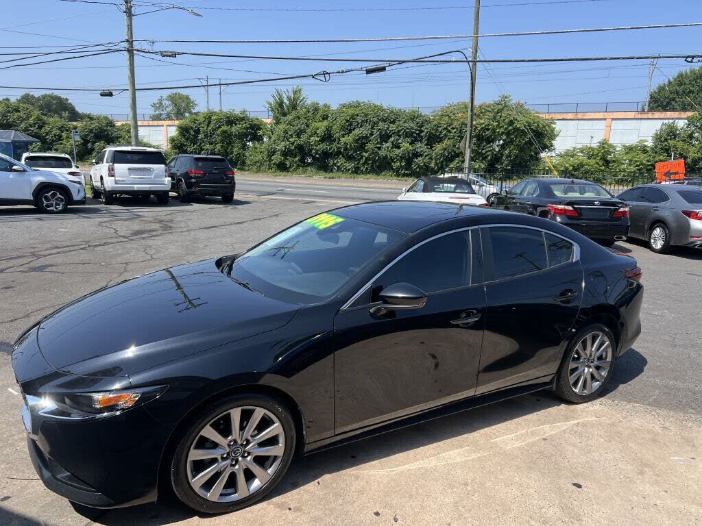 2023 MAZDA Mazda3