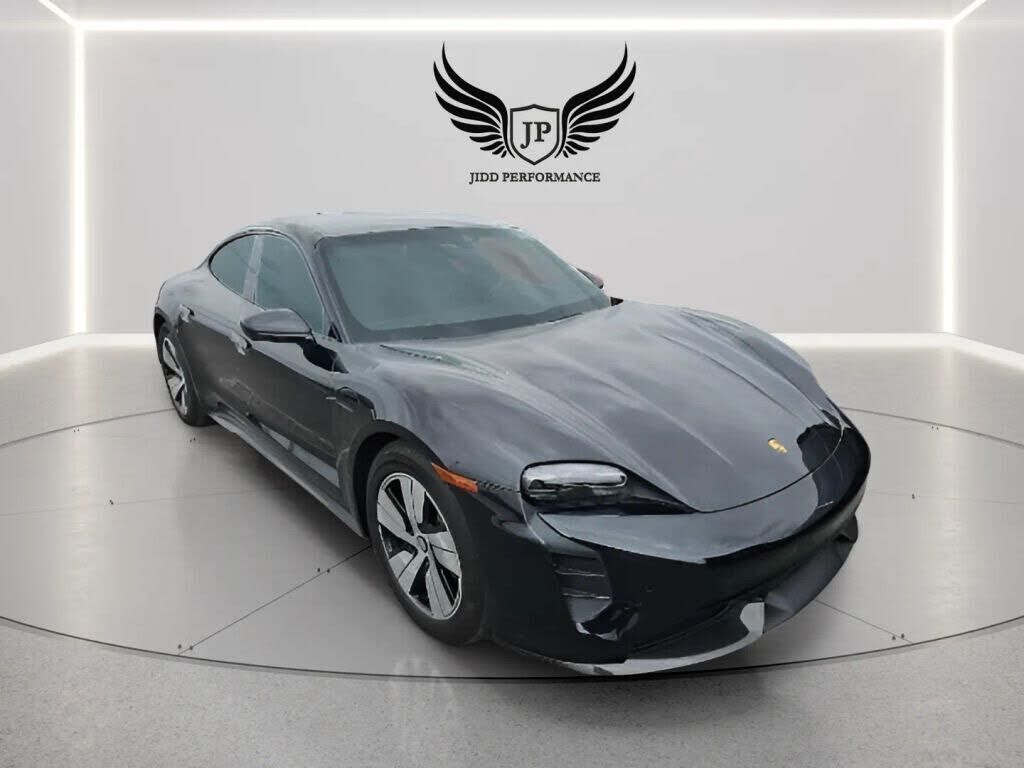 2023 PORSCHE Taycan