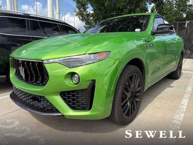 2023 MASERATI Levante