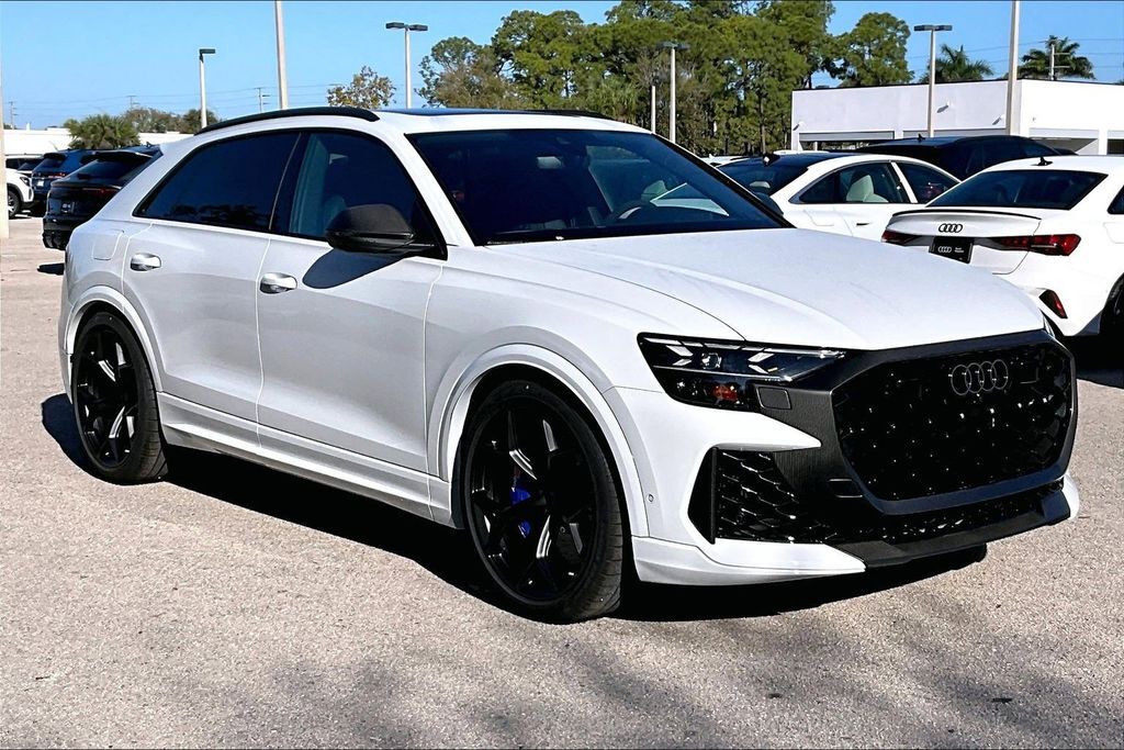 2026 Audi RS Q8