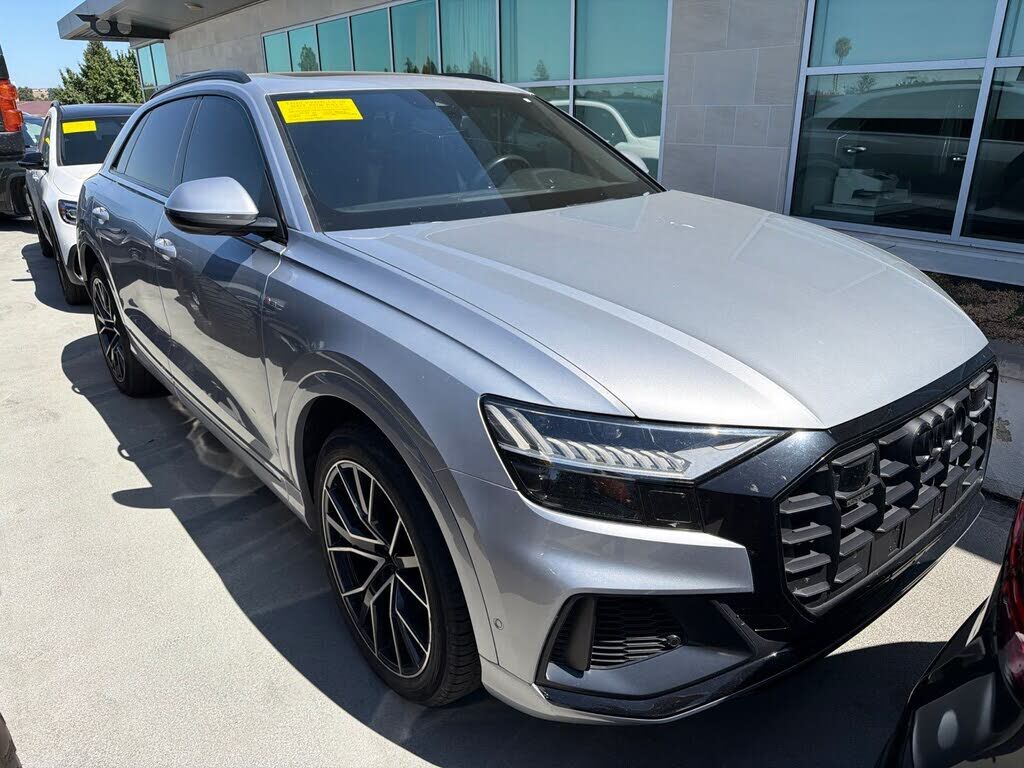 2021 Audi Q8