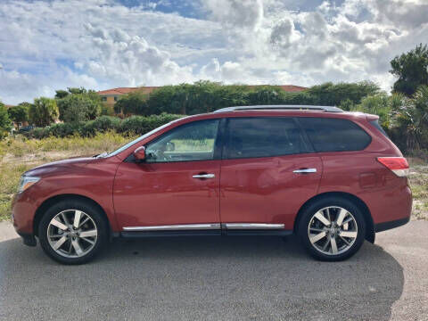 2015 NISSAN Pathfinder