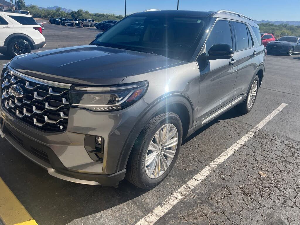 2025 FORD Explorer