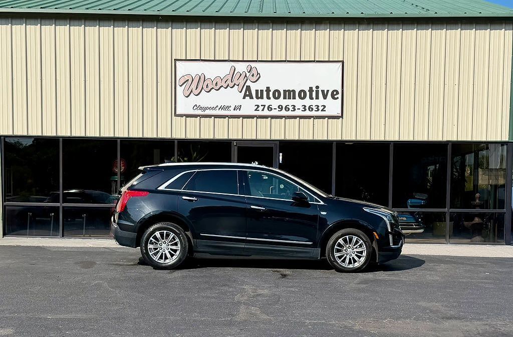 2017 CADILLAC XT5