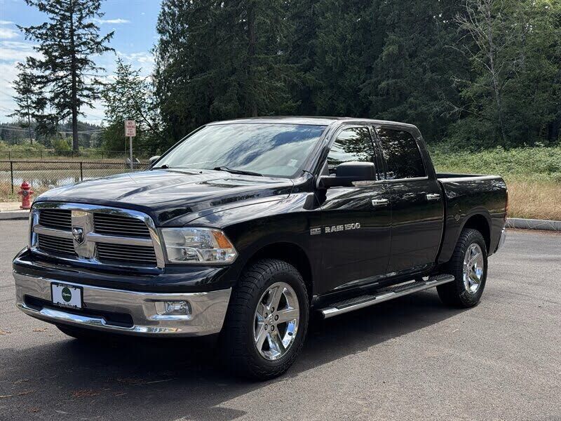 2011 DODGE Ram