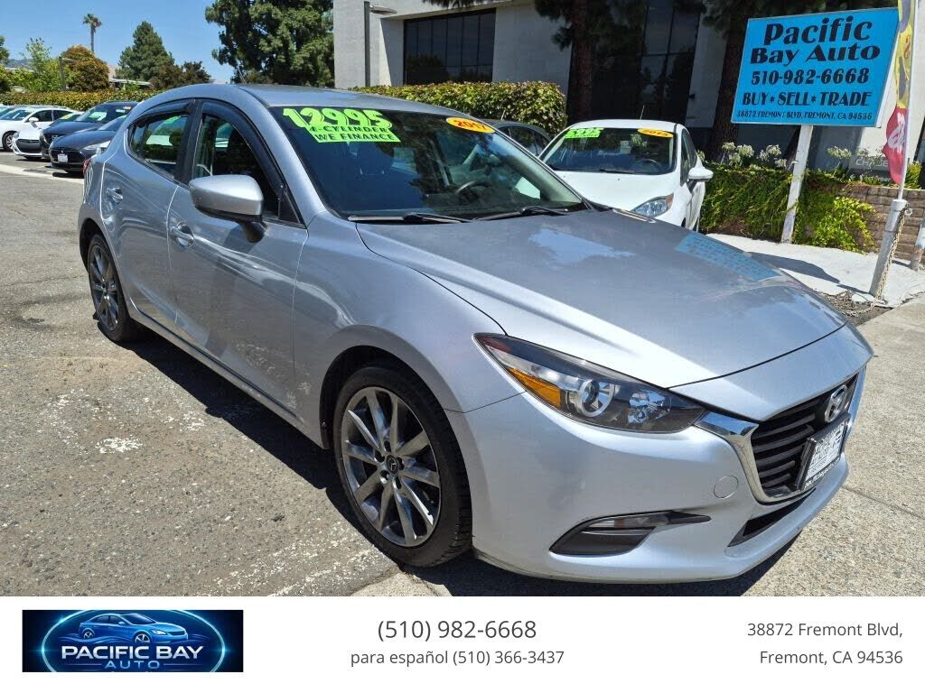 2018 MAZDA Mazda3
