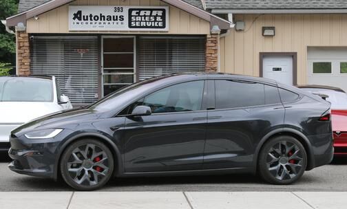 2026 TESLA Model X