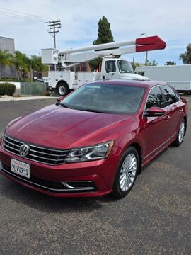 2016 VOLKSWAGEN Passat
