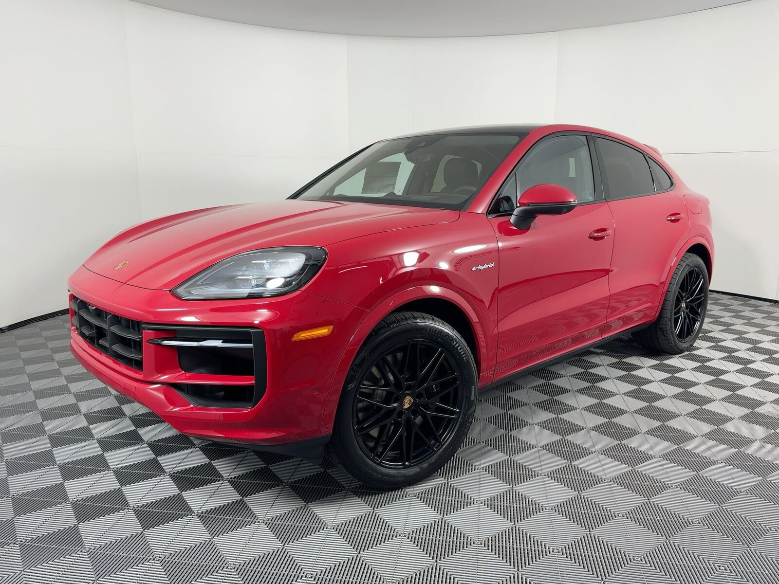 2026 PORSCHE Cayenne