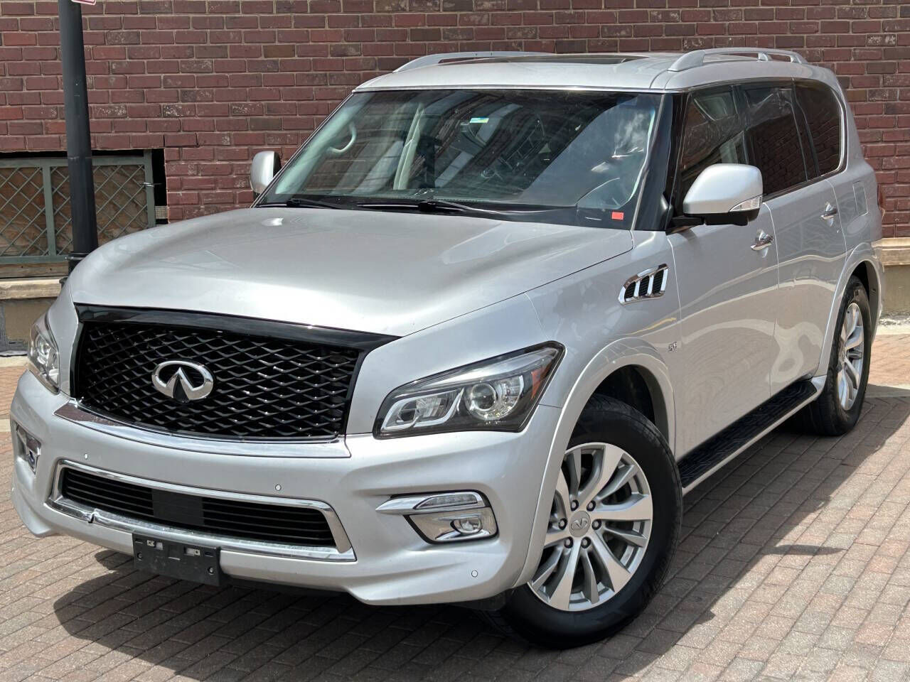 2017 INFINITI QX80
