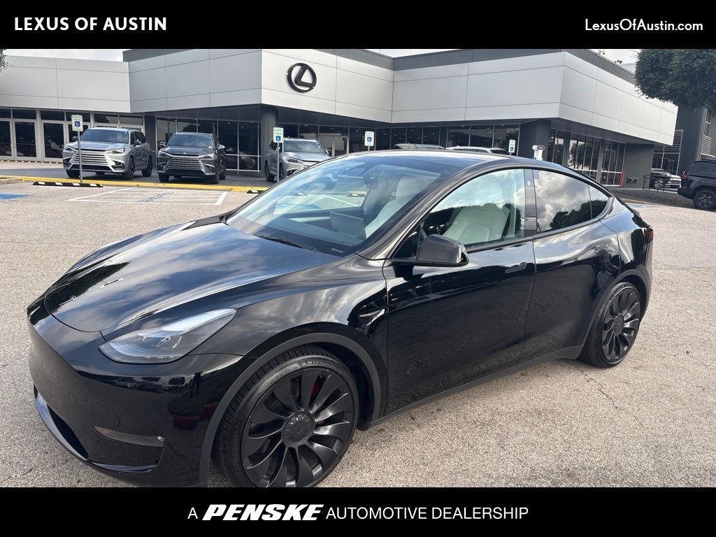 2023 TESLA Model Y