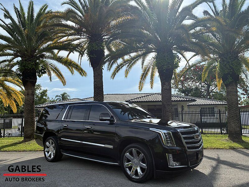 2019 CADILLAC Escalade ESV