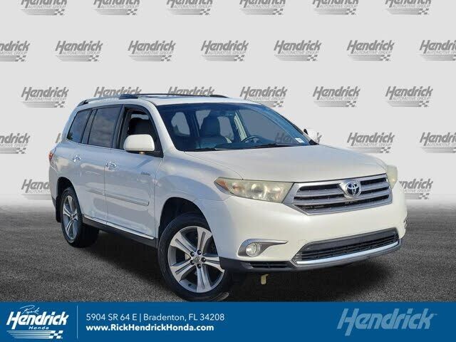 2013 TOYOTA Highlander