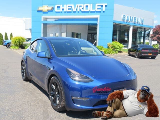 2022 TESLA Model Y