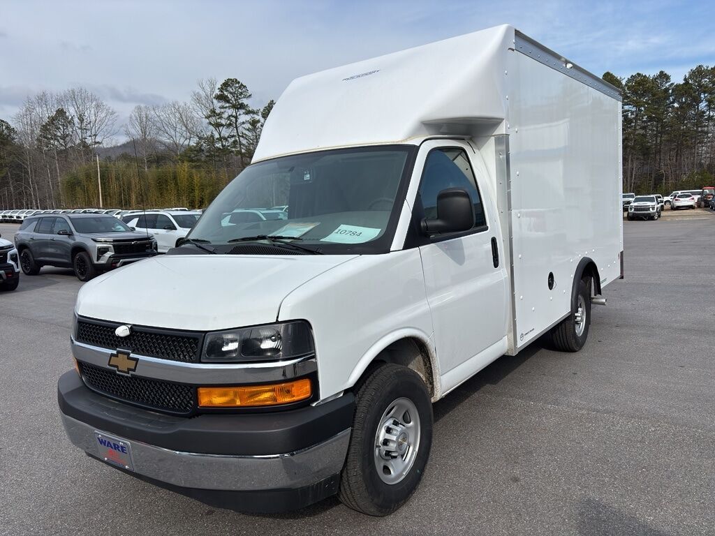 2025 CHEVROLET Express